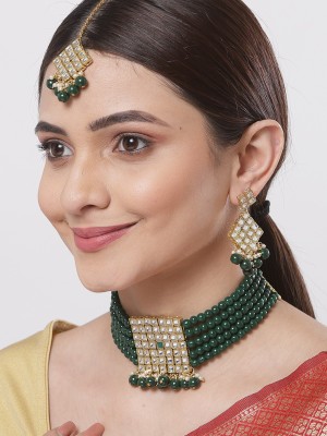Karatcart Alloy Gold-plated Green Jewellery Set(Pack of 1)