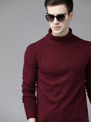 Roadster Solid Turtle Neck Casual Men Maroon Sweater