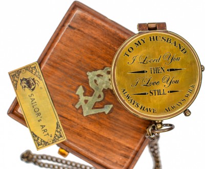 SAILOR's ART Nautical Navy Camping Brass With Beautiful Quote For Husband/Chain & Wooden Case Compass(Brown, Gold)