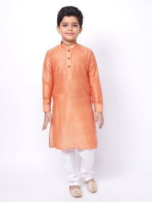 Namaskar Boys Solid Straight Kurta(Orange)