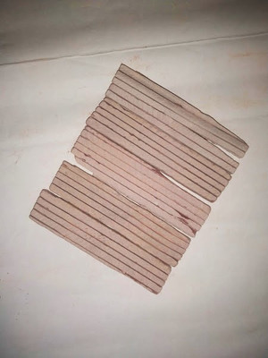 juturus Red Slate Grooves 400 g Writing Writing(18 Sticks)