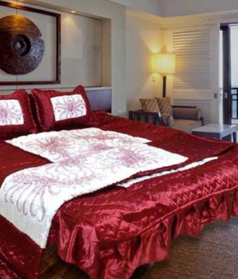 SOLAXO Satin Double King Sized Bedding Set(Maroon)