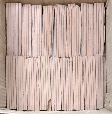 Brighty Red slate grooved chips pencil shaped 1kg Billards Chalk box(20 Sticks)