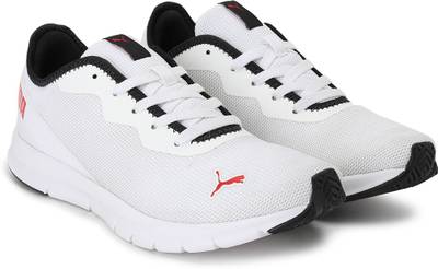 Hustle V2 Running Shoes For Men  (White)