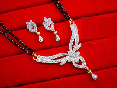 Bhagya Lakshmi Alloy Gold-plated White Jewellery Set(Pack of 1)
