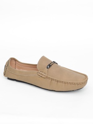 HIGHLANDER Loafers For Men(Tan , 8)