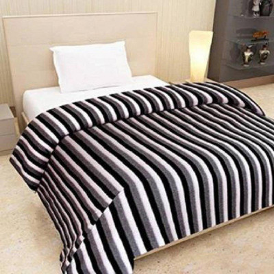 Shreejee Striped Single AC Blanket(Microfiber, White)