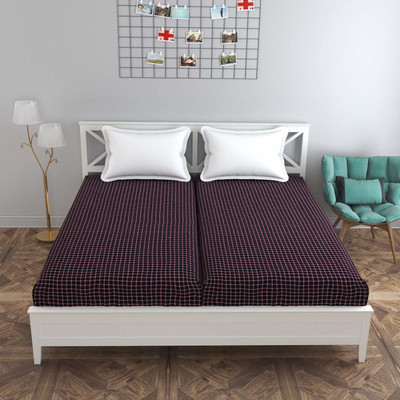 7 CLOUDS INDIA Zippered Double Size Mattress Cover(Multicolor)