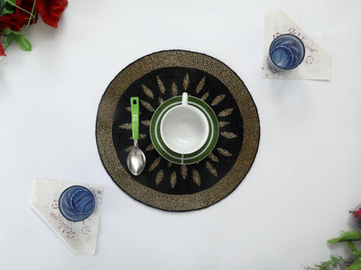 Purina's Round Pack of 1 Table Placemat(Black, Polyester)