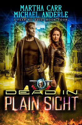 Dead in Plain Sight(English, Paperback, Carr Martha)