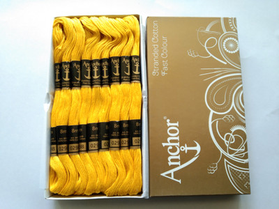 ANCHOR yellow Thread(8 m Pack of25)