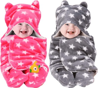 BeyBee Printed Single Hooded Baby Blanket for  Mild Winter(Woollen Blend, Pink, Grey)