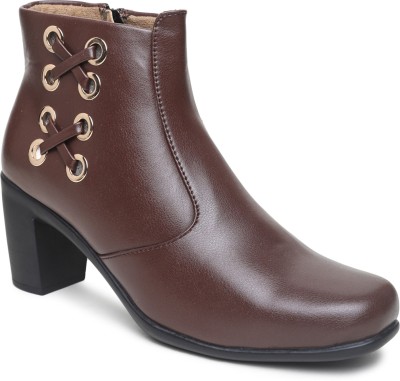 VALIOSAA Boots For Women(Brown , 4)