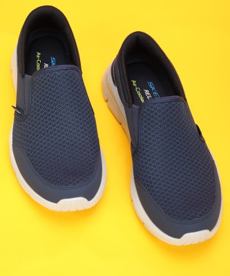 Skechers EQUALIZER 4.0 - PERSISTING Walking Shoes For Men(Navy)