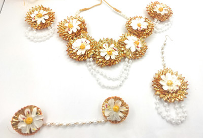 BALIKA VADHU Fabric White Jewellery Set(Pack of 1)