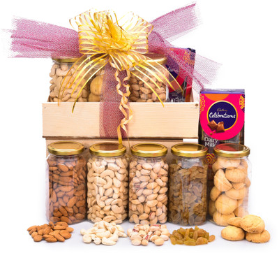 Giftrend Dryfruit And Nuts Gift Hamper/Box With Cashew,Almonds,Raisins,Pistachios,Cookies,Ferrero Rocher For Diwali/Bhai Dooj/Birthday/Anniversary/Christmas/Corporate Gift/Thanks Giving, 550gm Wooden Gift Box(Multicolor)