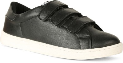 NORTH STAR Sneakers For Men(Black , 7)