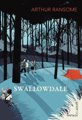 Swallowdale(English, Paperback, Ransome Arthur)