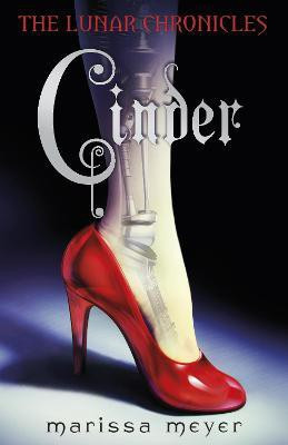 Cinder (The Lunar Chronicles Book 1)(English, Paperback, Meyer Marissa)