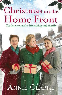 Christmas on the Home Front(English, Paperback, Clarke Annie)