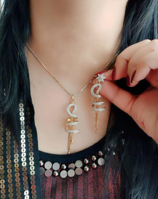 Aviate Alloy Gold-plated Gold Jewellery Set(Pack of 1)