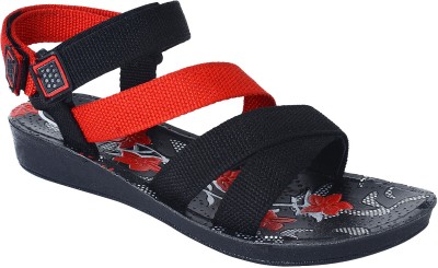 World Wear Footwear Men Sandals(Black , 7)