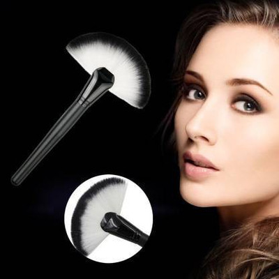 cherrytree Professional Extra Soft Fan Brush(Pack of 1)