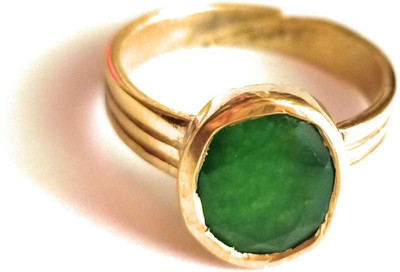 Neeba Metal Emerald Gold Plated Ring