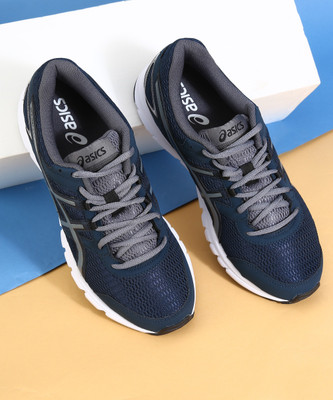 running shoes under 2500