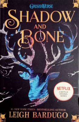 Shadow And Bone(Paperback, LEIGH BARDUGO)