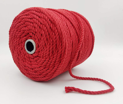 Bobbiny Red Thread(100 m Pack of1)