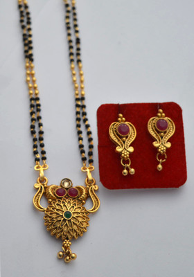 RADHEKRISHNA IMITATION Copper Gold-plated Gold Jewellery Set(Pack of 1)