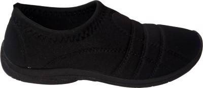 Bata Exclusive bellies, walking, fabric shoes, long lasting and very comfortable shoes Casuals For Men(Black)