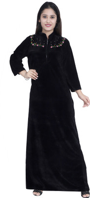 SMARTH Women Nighty(Black)