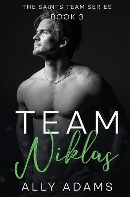 Team Niklas(English, Paperback, Adams Ally)