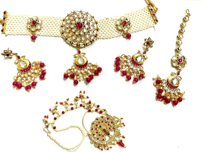 NIKYANKA Brass Gold-plated Pink, White Jewellery Set(Pack of 1)