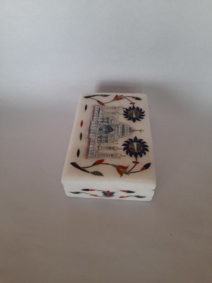 gupta handicrafts jewelry Box with taj mahal Design kept jewelry Vanity Box(White)