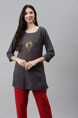 Highlight fashion export Women Embroidered Straight Kurta(Grey)