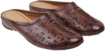 MOCHI Women Flats(Brown , 4)