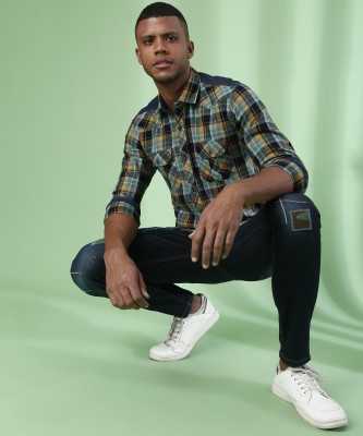 CAMPUS SUTRA Men Checkered Casual Green Shirt