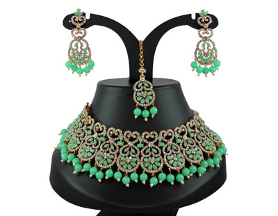 VATSALYA creation Alloy Gold-plated Green Jewellery Set(Pack of 1)