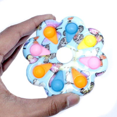 OANGO Suspended Wind Spinner(Multicolor)