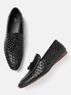 House of Pataudi House of Pataudi Men Black Basketweave Handcrafted Tasselled Leather Loafers Loafers For Men(Black)