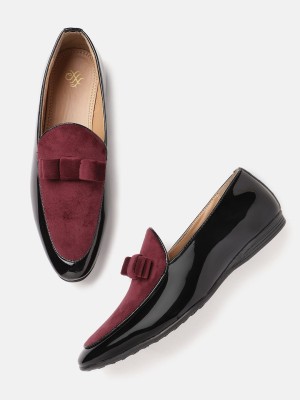 House of Pataudi Loafers For Men(Black, Maroon)