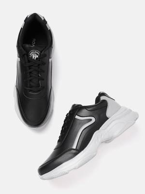 Roadster men black sneakers 2025