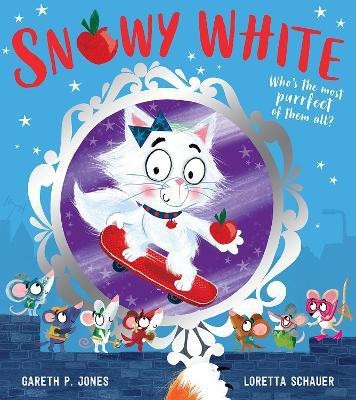 Snowy White(English, Paperback, Jones Gareth P.)