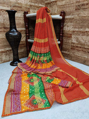 Kanooda Prints Printed Bandhani Georgette Saree(Multicolor)