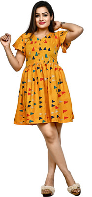 LIBSADRESSES Women Printed Flared Kurta(Yellow)