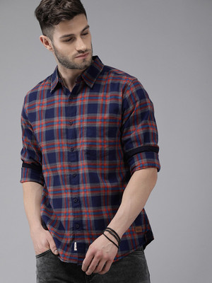 Roadster Men Checkered Casual Dark Blue Shirt
