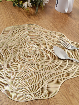 DPA Collection Round Pack of 6 Table Placemat(Gold, PVC)